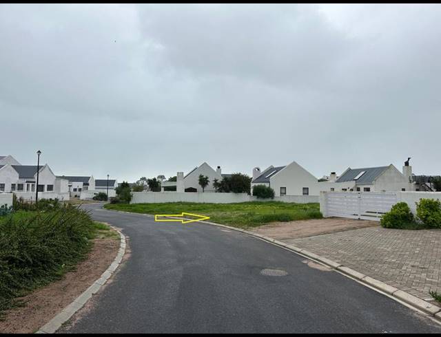 LAND FOR SALE IN HARBOUR LIGHTS